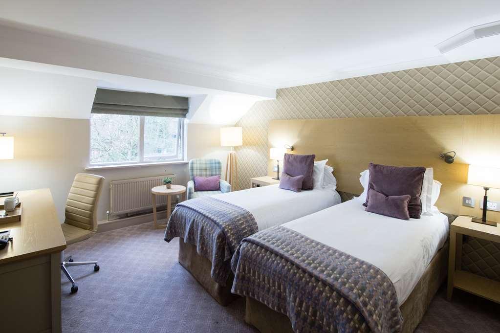 The Belfry Hotel & Resort Sutton Coldfield Room photo